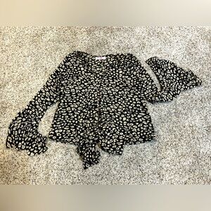 Buddy love black top